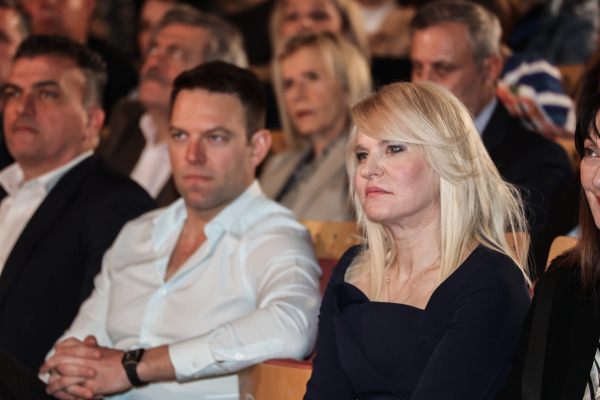 «Διαζύγιο» με αιχμές για Κασσελάκη-Τζάκρη - Οι ανακοινώσεις