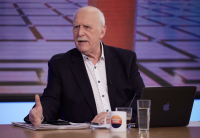 Δένδιας για Παπαδάκη: Υπηρέτησε με συνέπεια τη δημοσιογραφία επί σειρά ετών