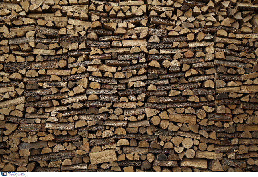 Ξεκίνησε η ζήτηση για καυσόξυλα -Πού κυμαίνονται οι τιμές φέτος