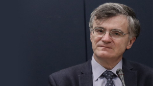 Τσιόδρας: Η γρίπη των πτηνών «υποψήφια» για νέα πανδημία
