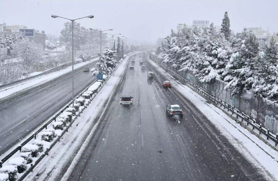 Διακοπή κυκλοφορίας στη λεωφόρο Πάρνηθoς, ποιοι δρόμοι είναι κλειστοί