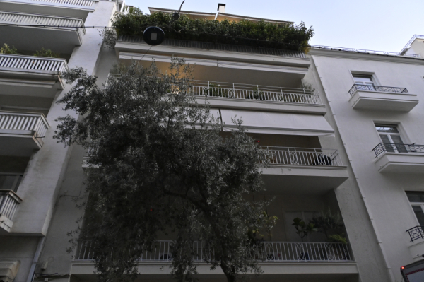 Γιώργος Μαζωνάκης: Φάμπρικα και με φαρμακεία; Οι νέες αποκαλύψεις για τη παράνομη κλινική στο Κολωνάκι