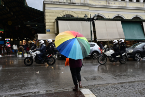 Σε ισχύ το έκτακτο δελτίο της ΕΜΥ: Νέο κύμα ισχυρών καταιγίδων την Κυριακή