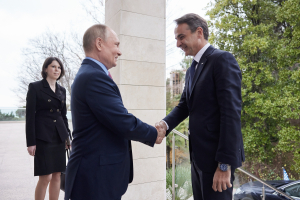 Ευχές Πούτιν προς «τον φίλο ελληνικό λαό» δια επιστολής στον Μητσοτάκη