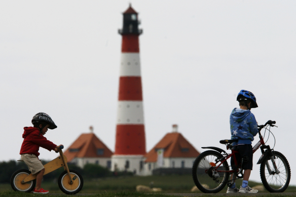 Γερμανία: Ένα στα επτά παιδιά κινδύνευε το 2024 από φτώχεια