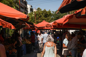 Οι λαϊκές αγορές ανοίγουν μέτωπο με το υπουργείο