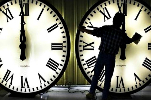 Αλλαγή ώρας 2018: Δείτε πότε αλλάζει η ώρα και θα γυρίσουμε τα ρολόγια μια ώρα μπροστά