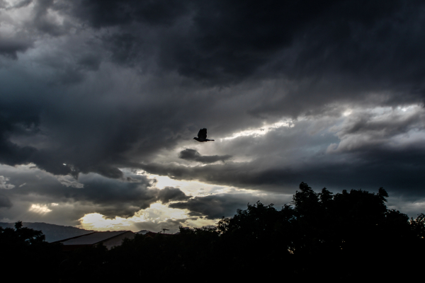 Καιρός: Έρχονται βροχές, καταιγίδες και χαλάζι, πού θα είναι έντονα τα φαινόμενα