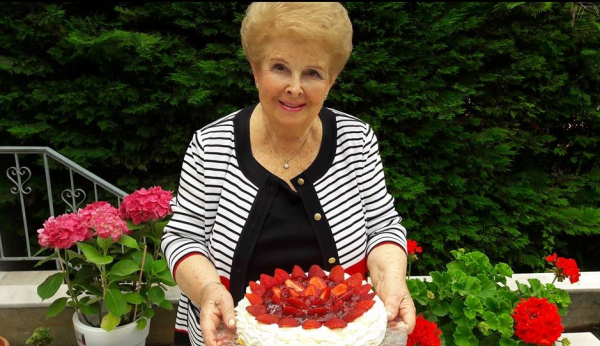 Ποια ήταν η διάσημη τηλεμαγείρισσα Βέφα Αλεξιάδου