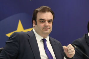 Πιερρακάκης: Υποψήφιος πρόεδρος του Eurogroup, κόντρα στον Βέλγο ομόλογό του