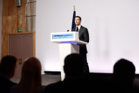 Γαλλία: Σχεδόν διπλάσιο το ποσοστό της ακροδεξιάς έναντι Μακρόν - Νέα δημοσκόπηση