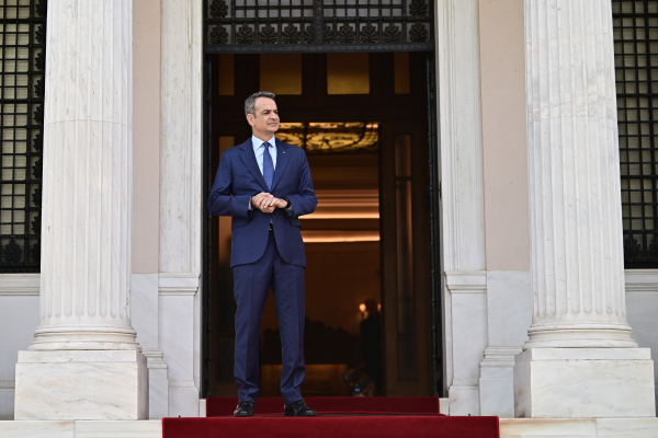 Νέα μέτρα: 50 ευρώ αύξηση το χρόνο για τους συνταξιούχους, 72 δόσεις για οφειλές, νέο έκτακτο επίδομα 150 ευρώ