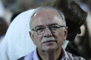 Ο Δημήτρης Παπαδημούλης αποχωρεί από την πολιτική