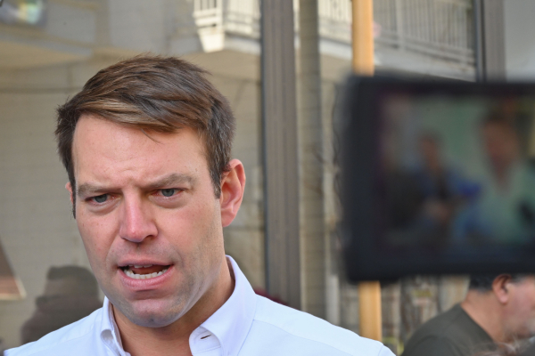 Κασσελάκης: Το «στρατοδικείο των 87» έχει ειδοποιήσει μόνο τους δικούς του συνέδρους - Απάντηση Φάμελλου