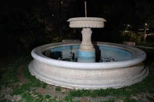 Καλλιθέα: Στον εισαγγελέα οι γονείς του 2χρονου που έπεσε σε συντριβάνι - Δίνει μάχη για την ζωή του