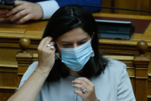 Κεραμέως: Θα δοθούν μάσκες μιας χρήσης στους μαθητές μέχρι να αποκατασταθεί το λάθος