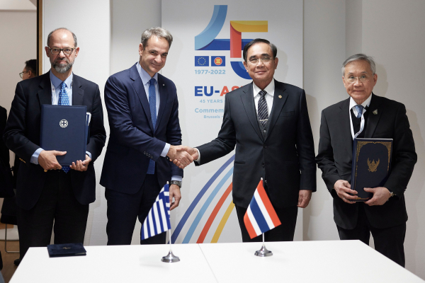 Συνάντηση Μητσοτάκη με τους πρωθυπουργός του Βιετνάμ και της Ταϊλάνδης, επιθυμία για οικονομική συνεργασία