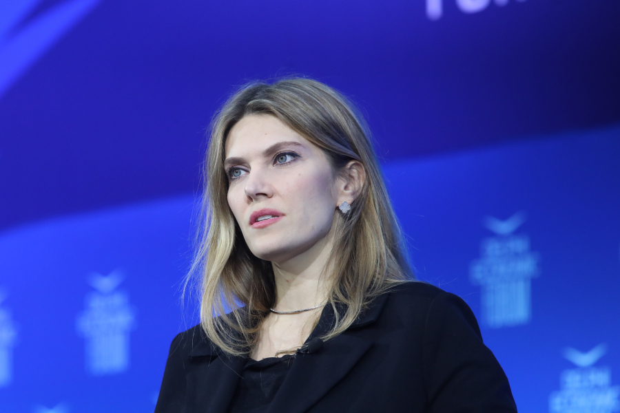 «Αν δεν αθωωθώ, δεν επιστρέφω στην Ελλάδα», τα επόμενα βήματα της Εύας Καϊλή μετά το ηλεκτρονικό βραχιολάκι