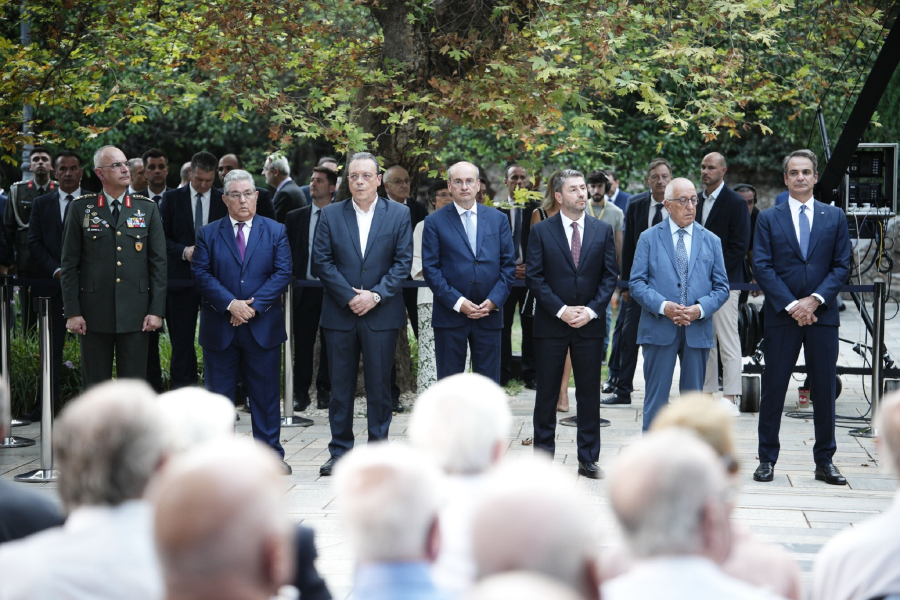 Πόλωση κι όποιος αντέξει…