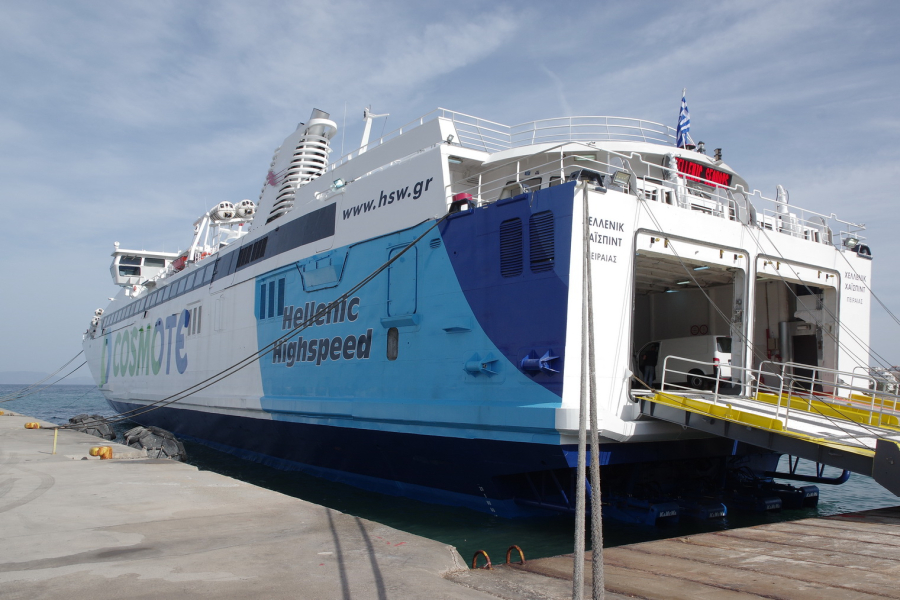 Αναχώρησε το Hellenic Highspeed από την Αμοργό μετά τη βλάβη