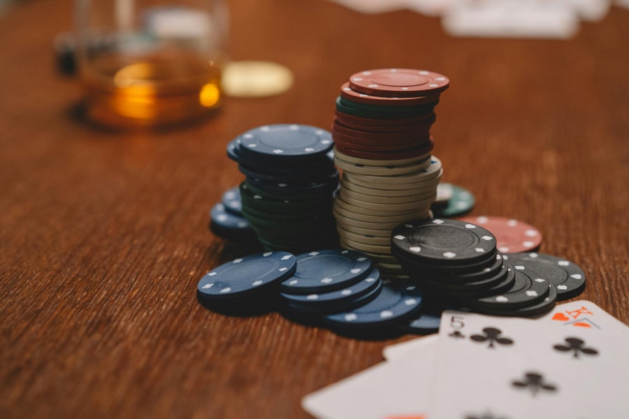 Superbet's Greek Ambitions Begin with Casino License Takeover