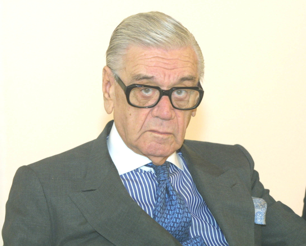 Πέθανε ο Ζάχος Χατζηφωτίου