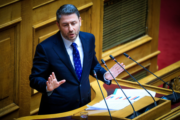 Το ΠΑΣΟΚ επιμένει στην αυτονομία και για τα Τέμπη