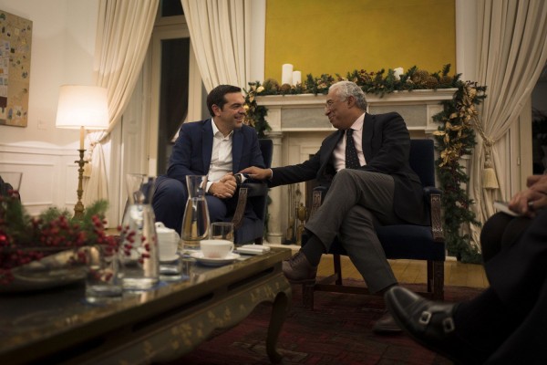 Στήριξη Τσίπρα σε Σεντένο για την προεδρία του Eurogroup