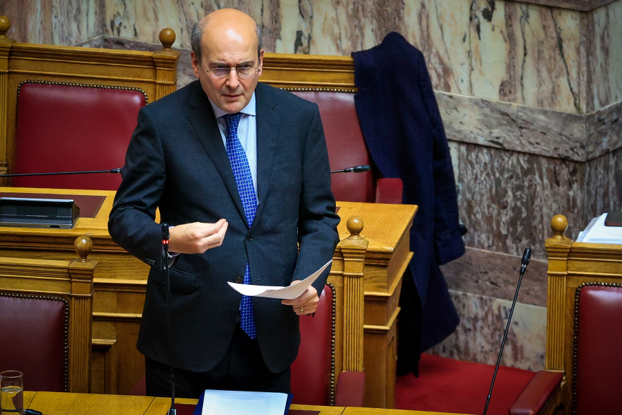 Τα εύσημα για το νομοσχέδιο για την κεφαλαιαγορά, η Berkshire Hathaway και οι Mystery Shoppers, η Cynegirus και τα Delicious Food Hall