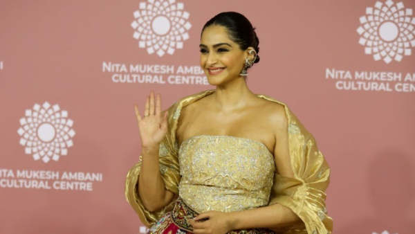 Ταινία του Μπόλιγουντ θα επανακυκλοφορήσει με τέλος τροποποιημένο από ΑΙ