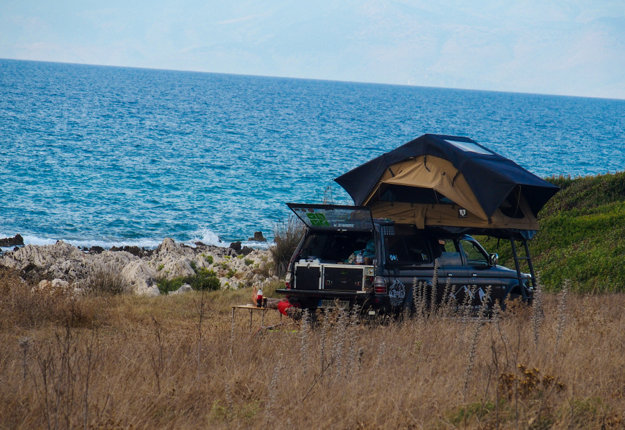 «Μπλόκο» στα αυτοκινούμενα - Απαγορεύεται η στάθμευση σε κοινόχρηστους χώρους