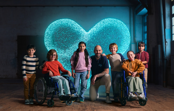 Giant Heart: η δέσμευση της Novibet για πράξεις που κάνουν τη διαφορά