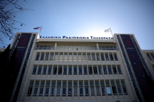«Στασίδι» στην ΕΡΤ οι δημοσκοπήσεις της Interview