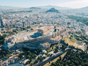 «Γκαζώνει» ο τουρισμός, «φρενάρουν» τα airbnb στην Αθήνα - Οι περιοχές που «βουλιάζουν»