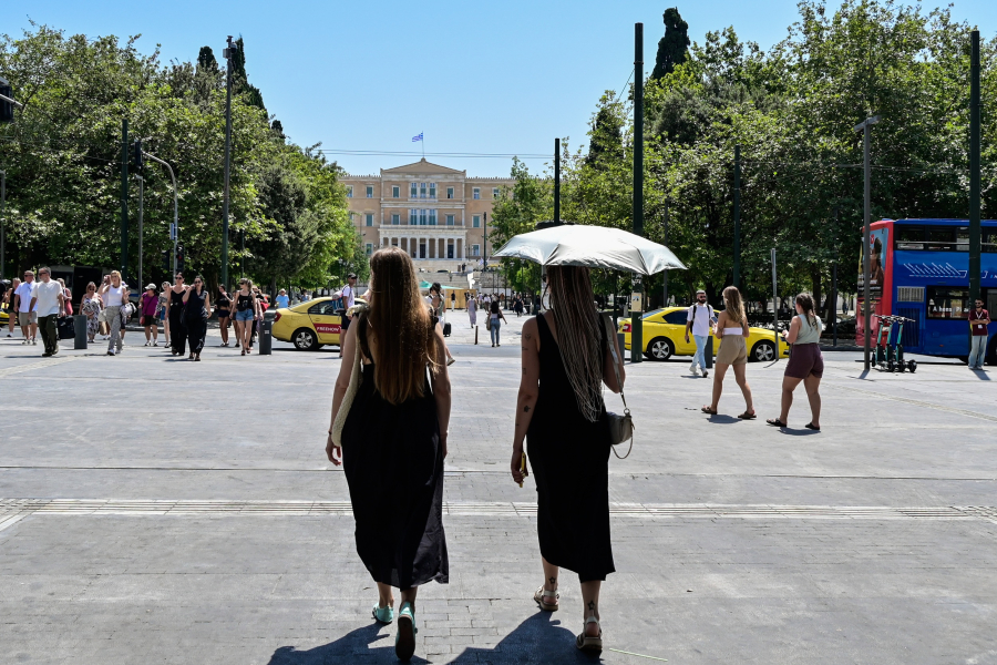 Μισθοί - Σχέσεις Εργασίας: Τα «ρεκόρ δεκαετιών» στην εργασία και η εφιαλτική πραγματικότητα για τους εργαζόμενους