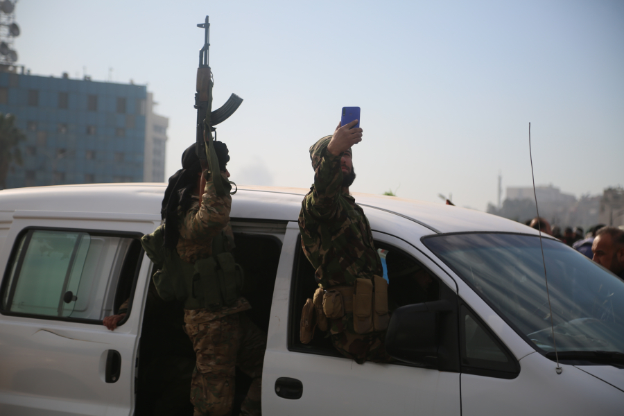 Συρία: 910 νεκροί εκ των οποίων 128 άμαχοι από την έναρξη της επίθεσης των ανταρτών