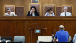 Δίκη Χρυσής Αυγής: «Στα μαχαίρια» οι κατηγορούμενοι