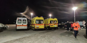 Ναυάγιο στην Πάρο: Τρεις συλλήψεις για παράνομη μεταφορά μεταναστών, πλήρωσαν 9.000 ευρώ το άτομο