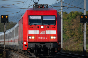 Από εγκεφαλική αιμορραγία ο θάνατος του ελεγκτή που ξυλοκοπήθηκε από Έλληνα στη Γερμανία