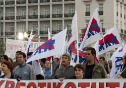 ΠΑΜΕ: Συλλαλητήριο στο Σύνταγμα με φόντο β' αξιολόγηση και εργασιακά
