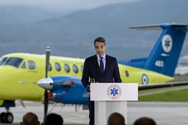 Μητσοτάκης στην εκδήλωση του ΕΚΑΒ: «Προσλήψεις και διαρκής εκπαίδευση του προσωπικού» (εικόνες)