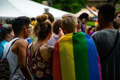 Σχέδιο του υπουργείου Τουρισμού για περισσότερους ΛΟΑΤΚΙ+ τουρίστες