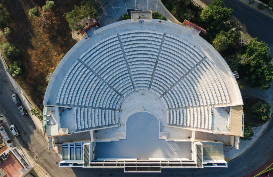 Το θέατρο Βεάκειο ανοίγει σήμερα τις πόρτες του: Δείτε το πρόγραμμα όλων των εκδηλώσεων