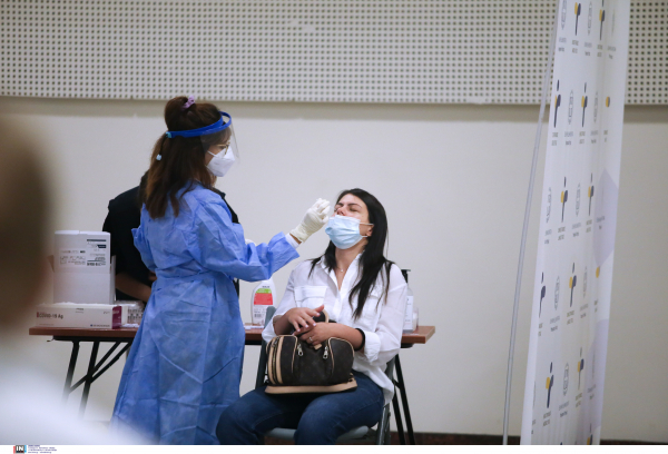 Χάρτης διασποράς: Πάνω από 3.000 νέα κρούσματα κορονοϊού σε Αττική και Θεσσαλονίκη