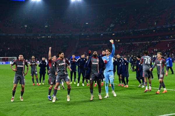 Champions League: Θρίαμβος του Ολυμπιακού με 2-1 επί του Άγιαξ - Πέρασε στα play-off