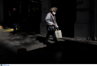 Τέλος όλα τα μέτρα για τον κορονοϊό - Παραμένουν οι συστάσεις για τις ευπαθείς ομάδες