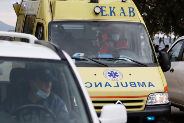 Θρίλερ με εξάχρονο κορίτσι στη Θεσσαλονίκη: Έπεσε στο κενό από τον 2ο όροφο πολυκατοικίας