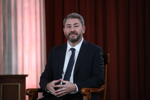 Ανδρουλάκης: O Μητσοτάκης απαντά στη στεγαστική κρίση με… μπίζνα για τους εργολάβους
