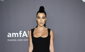 Τραβις Μπάρκερ: Οι ευχές στην Κόρτνεϊ Καρντάσιαν - Η φωτογραφία που προκάλεσε αντιδράσεις