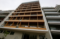 ΣτΕ: Νέα προθεσμία 6 μηνών για την κατεδάφιση των τελευταίων ορόφων του ξενοδοχείου Coco-Μat